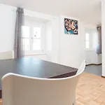 Venezian 公寓式酒店