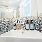 Venezian Aparthotel 4*