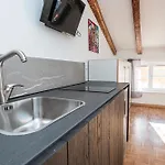 Venezian 公寓式酒店 的里雅斯特