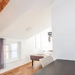 Venezian Aparthotel 4*