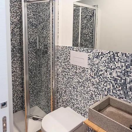 Venezian Apart Otel Trieste