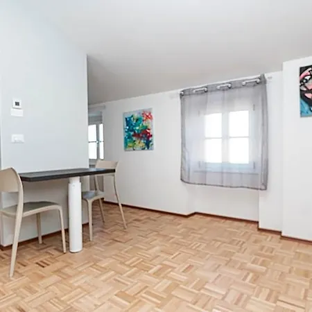 Venezian Aparthotel 4*