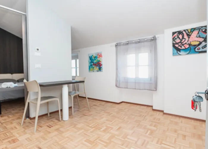 Venezian Lägenhetshotell Trieste